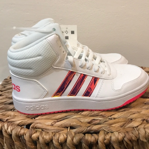 SOLD! ADIDAS BRAND NEW Tennis Shoes with tag - Picture 4 of 8